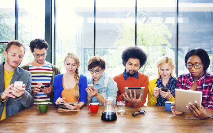 millennials - centennials